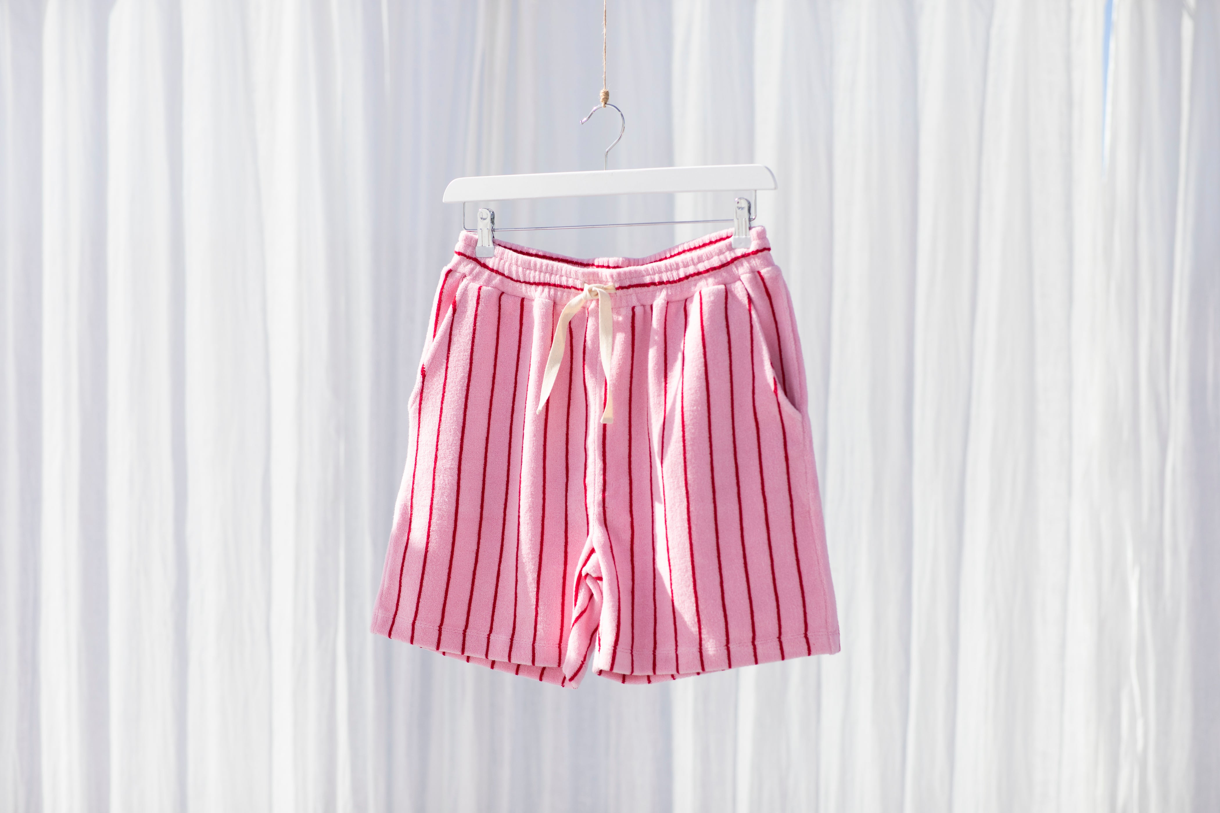 Naram Shorts, baby pink & ski patrol