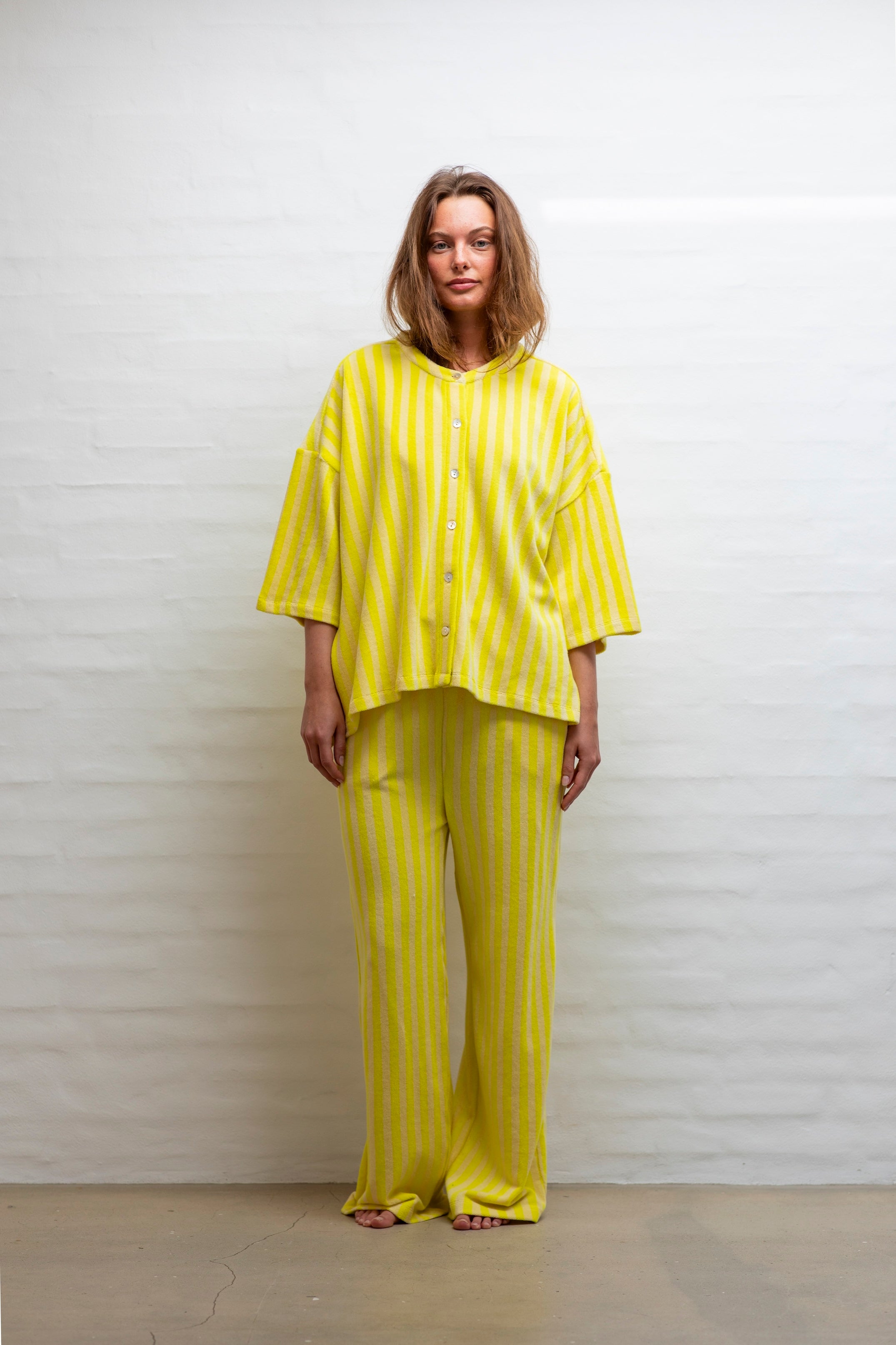 Naram Oversized Shirt, pristine & neon yellow