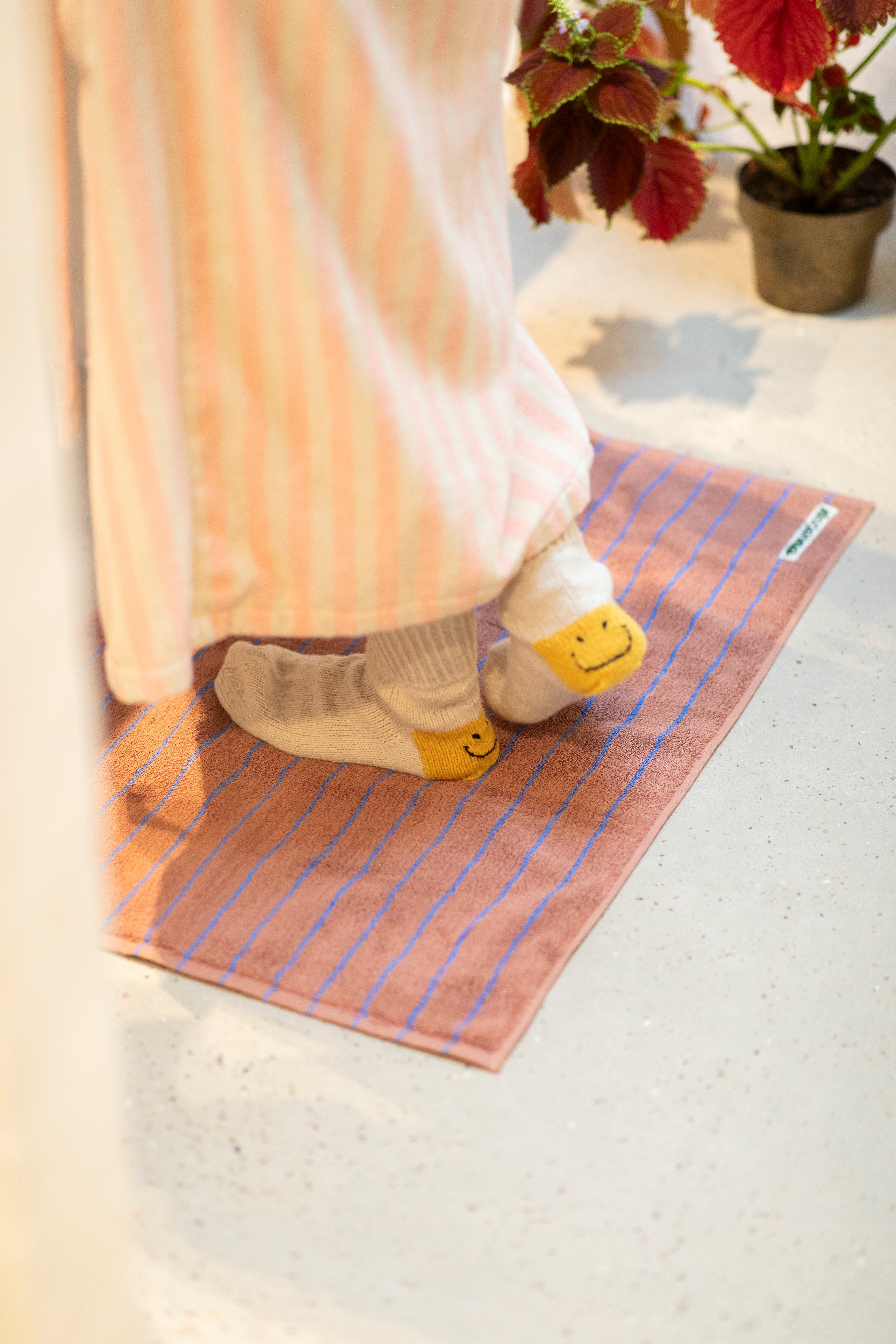 Naram Bath Mat, camel & ultramarine