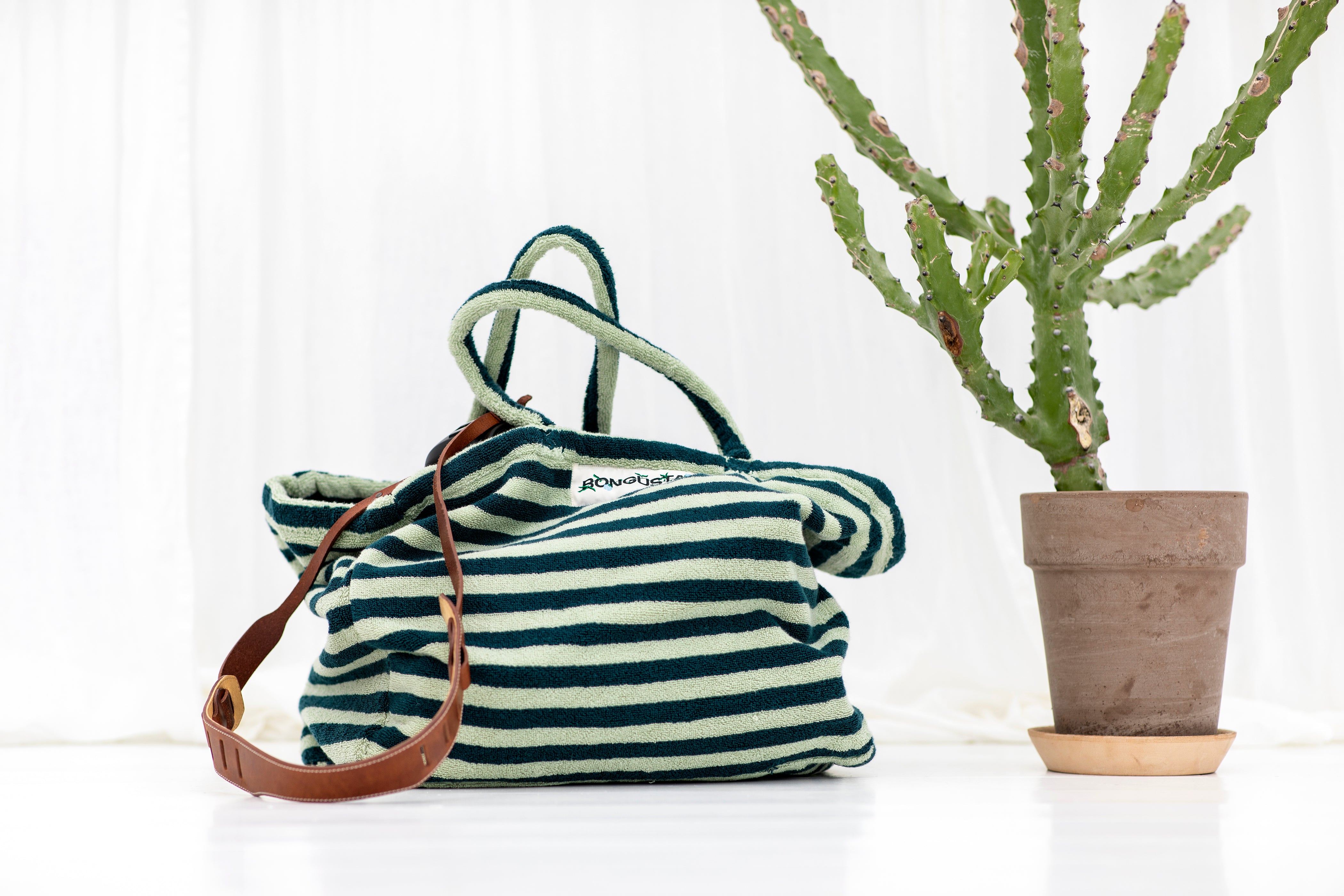 Naram Weekend Bag, seafoam & deep teal