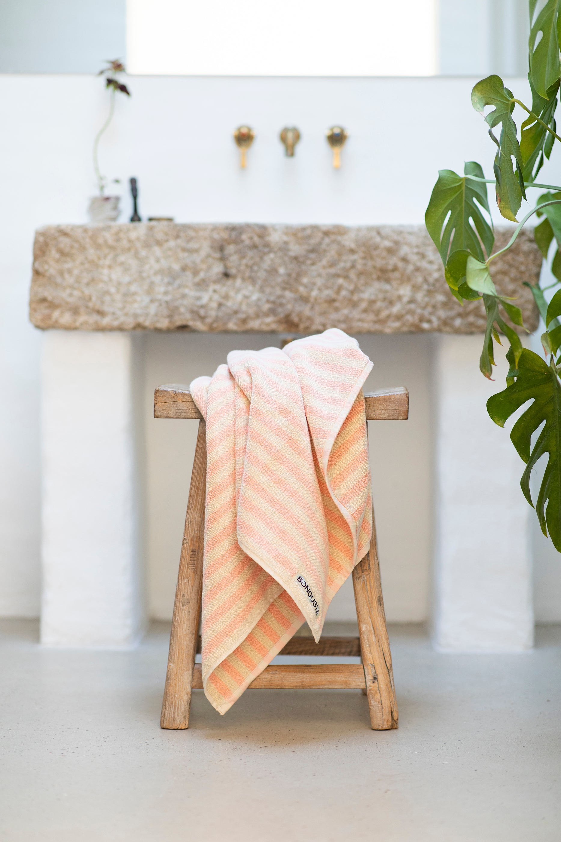 Naram Towels, tropical & creme