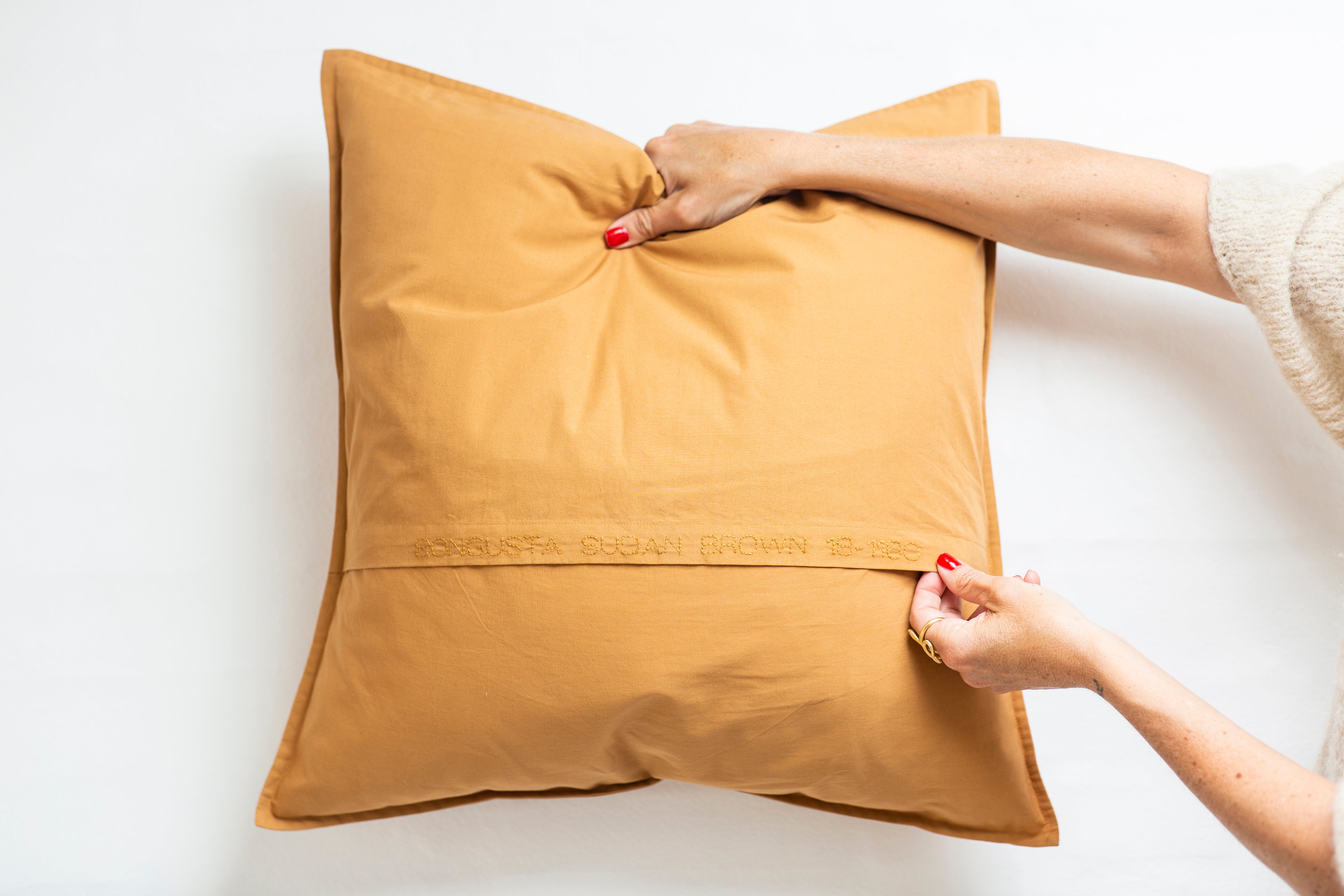 Papelain Pillow, sudan brown