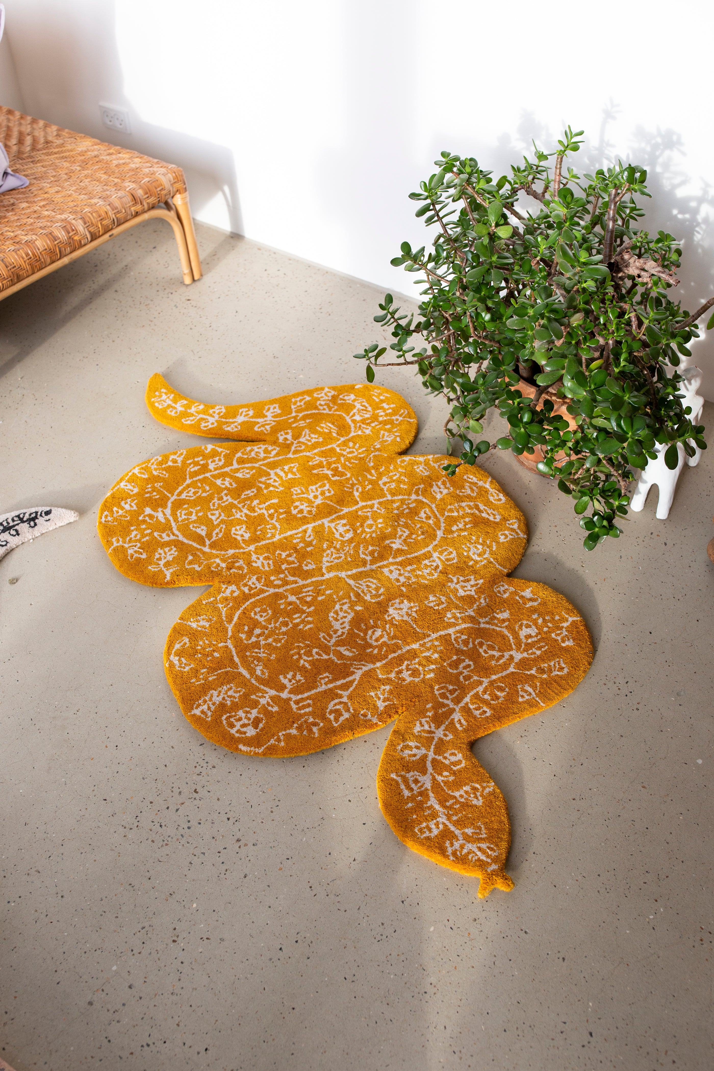 Snake Rug, mustard & creme